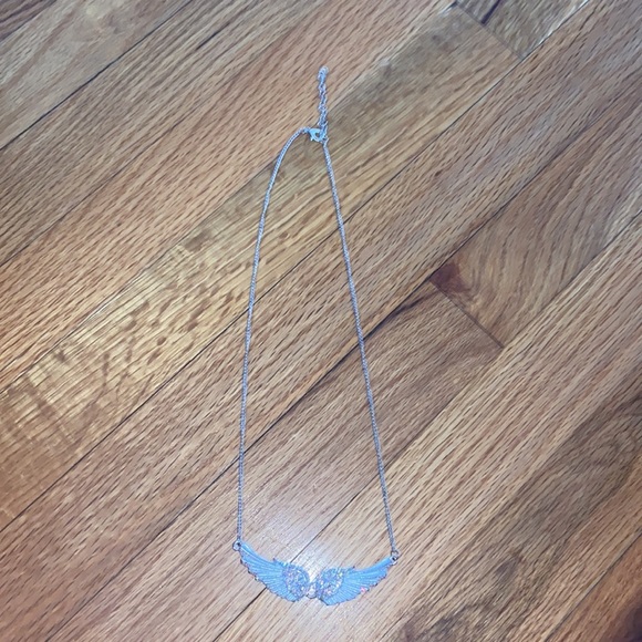 💵3/$20 Bling Wing Necklace - Picture 5 of 11